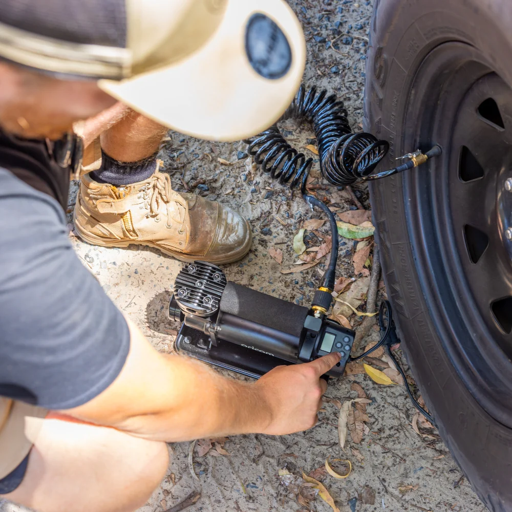 AIR20 Portable Air Compressor with Backlit Digital Display - Image 3