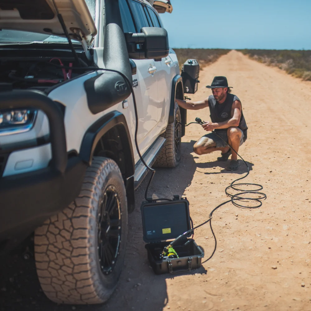 AIR30 Portable Air Compressor with Heavy Duty Case - Image 6