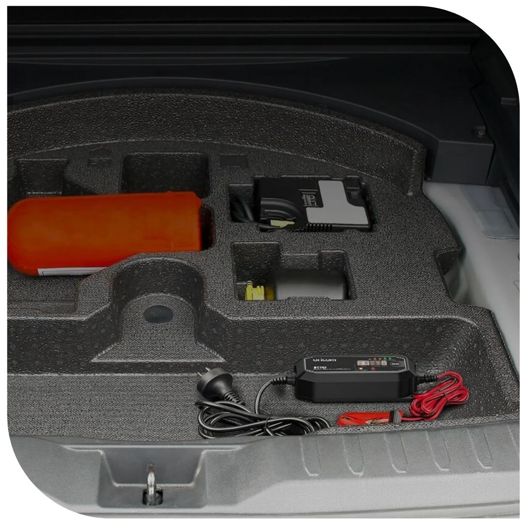 BC090 Battery Charger and Maintainer - Image 5